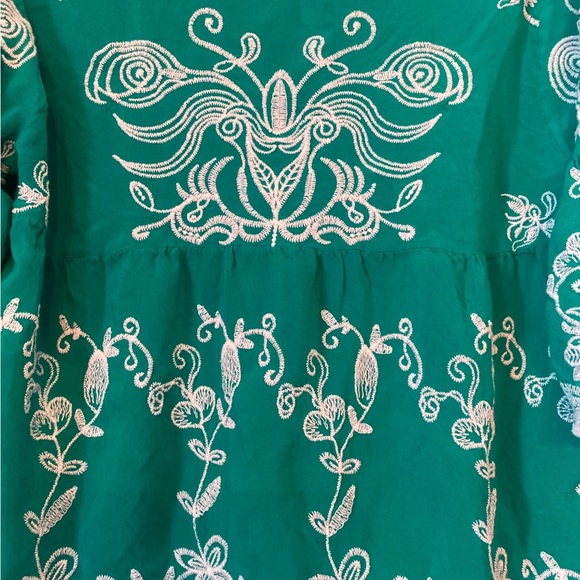 Solitaire Boho Emerald Green Embroidered Floral Top - Picture 11 of 12